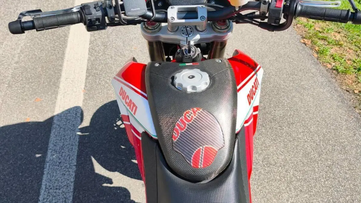 Ducati Hypermotard 1100 S (2007 - 09)  (11)