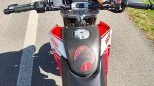Ducati Hypermotard 1100 S (2007 - 09)  (11)