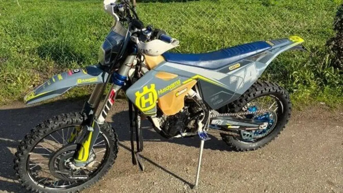 Husqvarna FE 350 (2018)  (2)