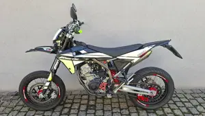 Fantic Motor XMF 125 Motard Performance 4t (2021 - 22) 