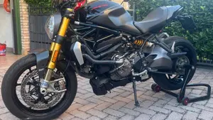 Ducati Monster 1200 S (2017 - 21)  (2)