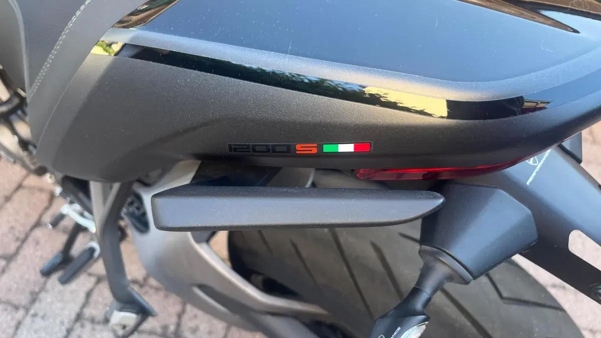 Ducati Monster 1200 S (2017 - 21)  (13)