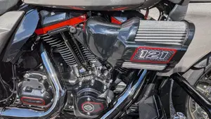 Harley-Davidson CVO Road Glide (2023)  (3)