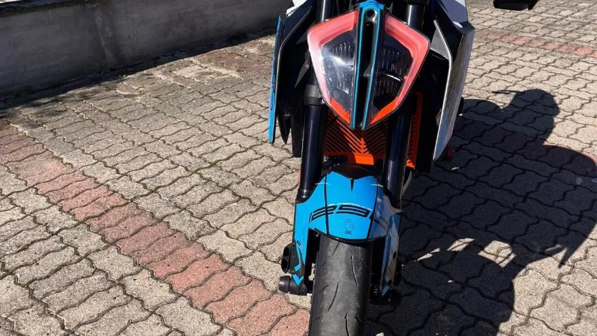 KTM 1290 Super Duke R ABS (2017 - 18)  (2)