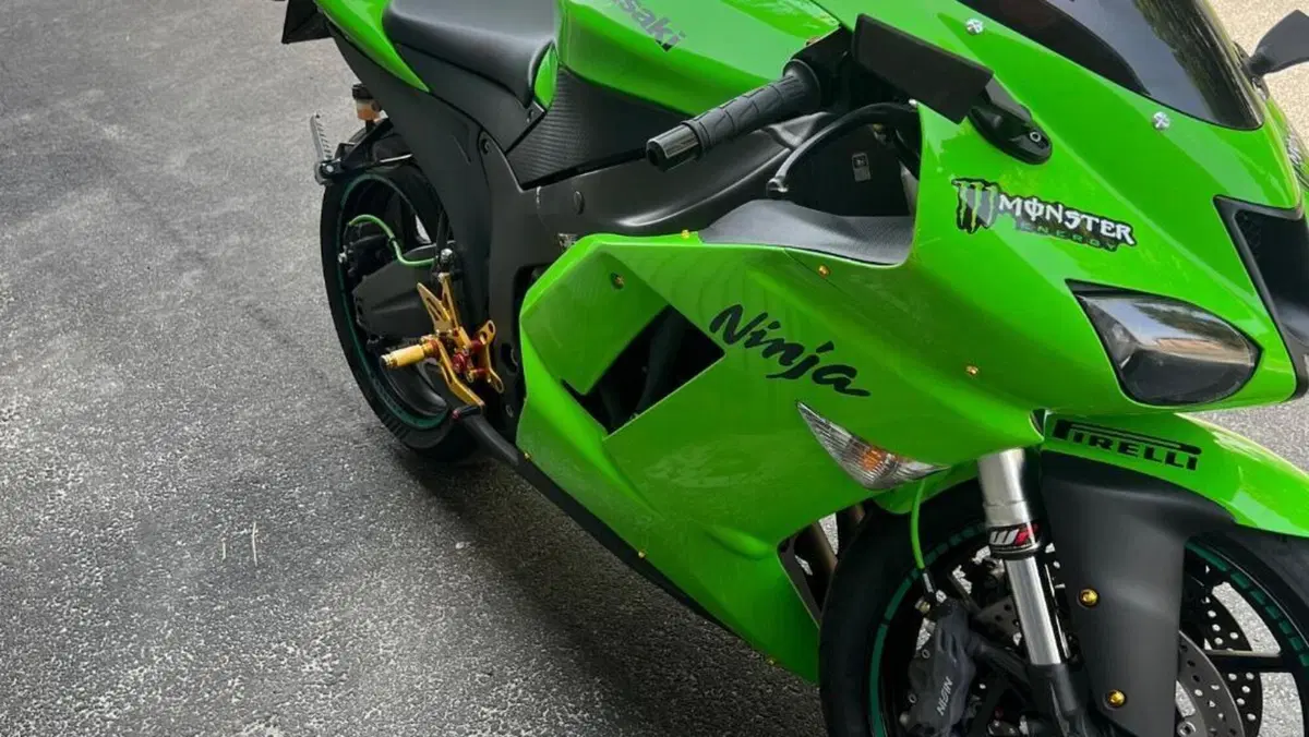 Kawasaki Ninja 600 ZX-6R (2007 - 08)  (5)