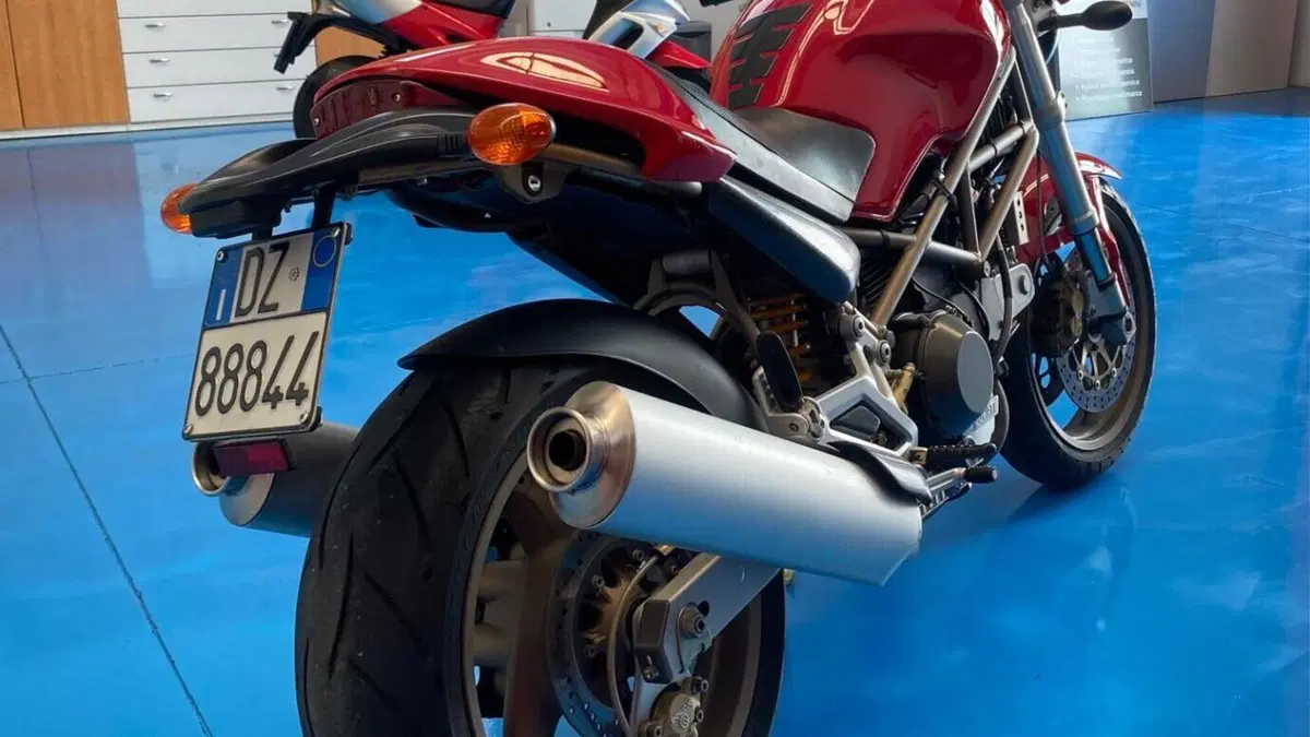 Ducati Monster 900 I.E. (1999 - 02)  (3)