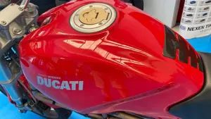 Ducati Monster 900 I.E. (1999 - 02)  (9)
