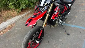 Ducati Hypermotard 698 Mono RVE (2024 - 26)  (2)