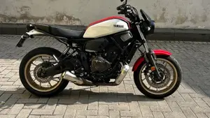 Yamaha XSR 700 (2021)  (3)