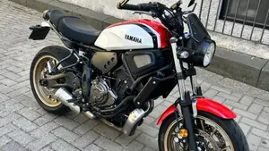 Yamaha XSR 700 (2021)  (5)