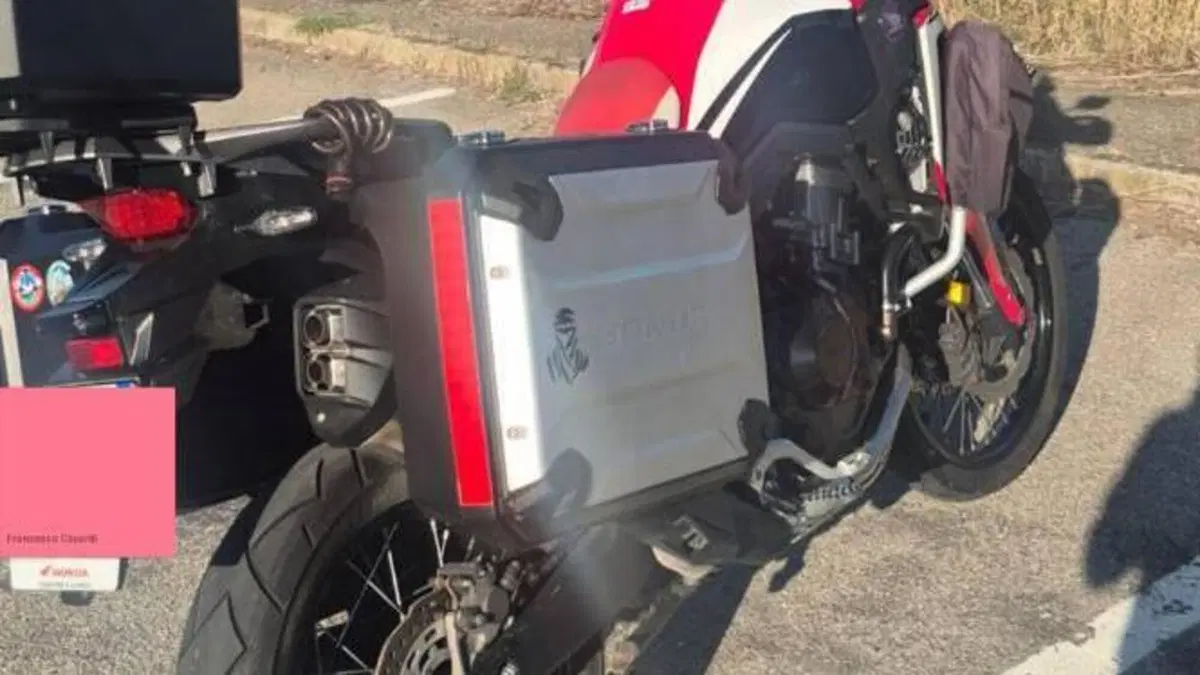 Honda Africa Twin CRF 1000L ABS Travel Edition (2016 - 17)  (3)