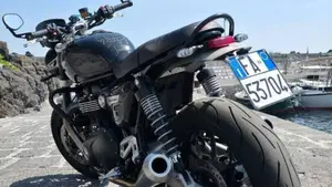 Triumph Speed Twin 1200 (2021 - 24)  (2)