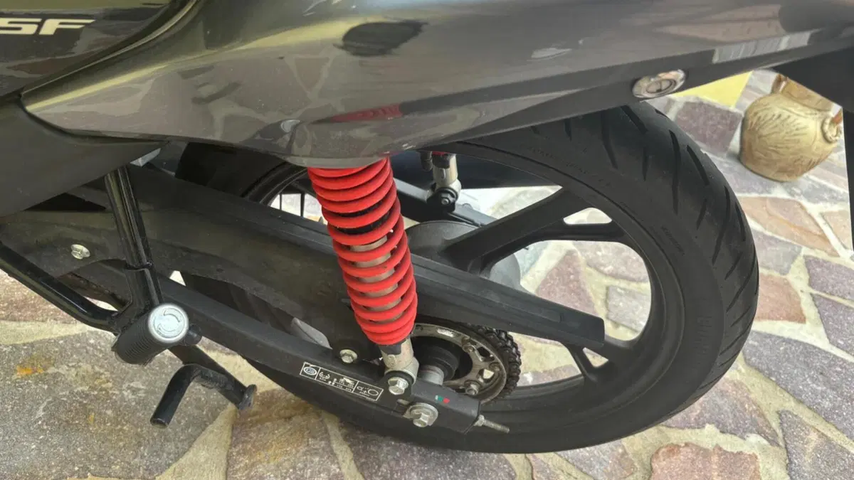 Honda CB 125 F (2021 - 25)  (7)