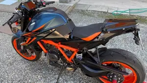 KTM 1290 Super Duke R (2021 - 23)  (2)