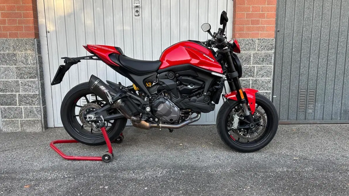 Ducati Monster 937 + (2021 - 25) 