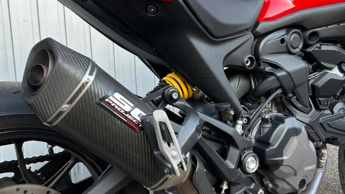Ducati Monster 937 + (2021 - 25)  (6)