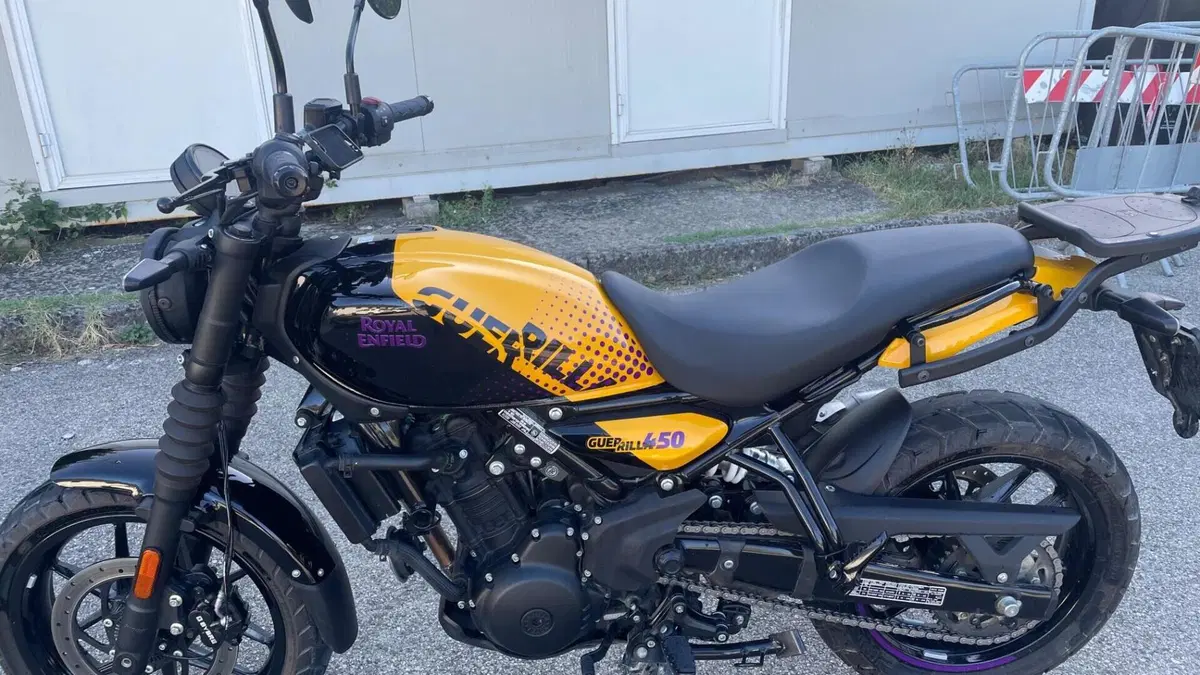 Royal Enfield Guerrilla 450 (2024 - 26) 