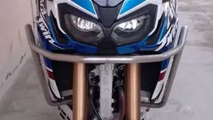 Honda Africa Twin CRF 1000L Adventure Sports (2018 - 19)  (2)