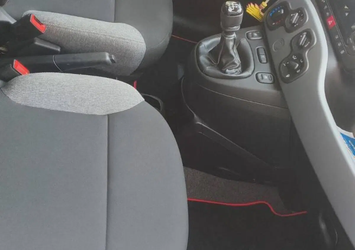 Fiat Panda 1.0 FireFly S&S Hybrid Sport (5)