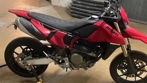 Ducati Hypermotard 698 Mono (2024 - 26)  (2)