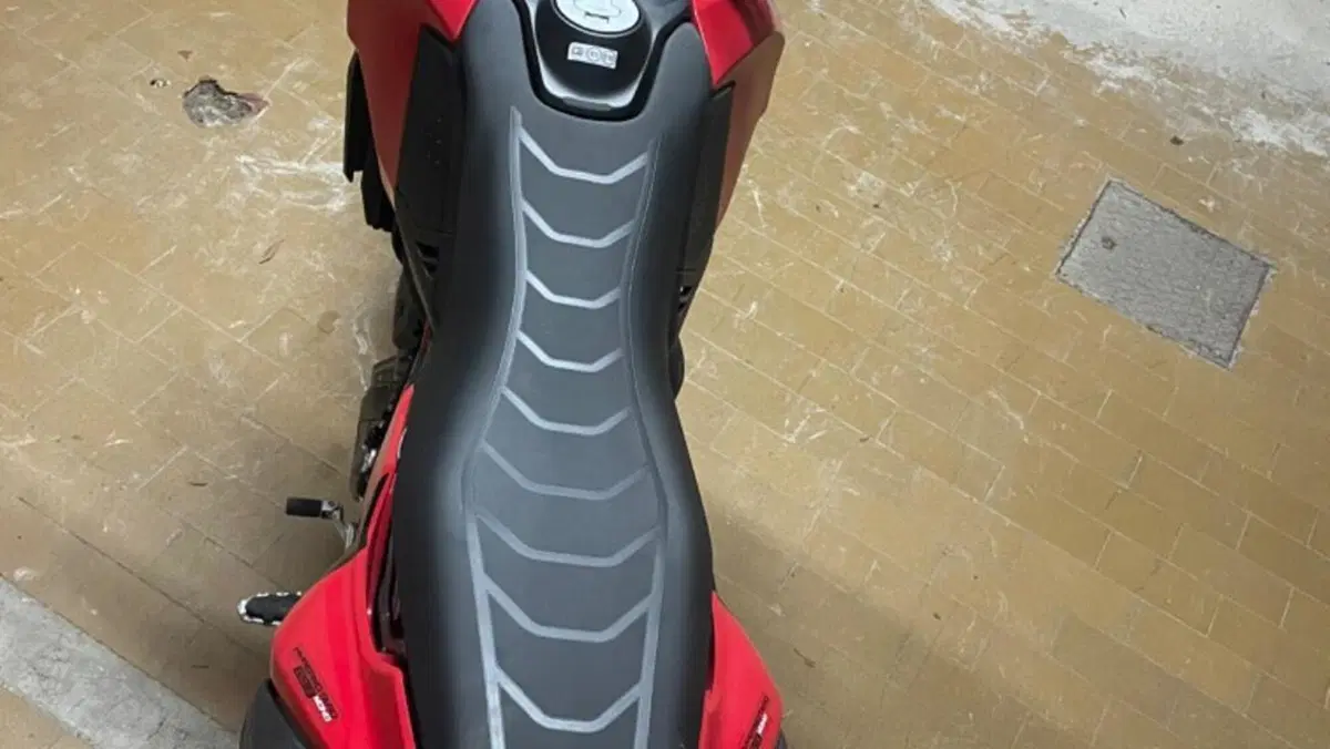 Ducati Hypermotard 698 Mono (2024 - 26)  (5)