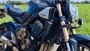 Honda CB 650 R E-Clutch (2024 - 26) 