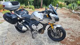 Yamaha FZ1 Fazer (2006 - 16) usata