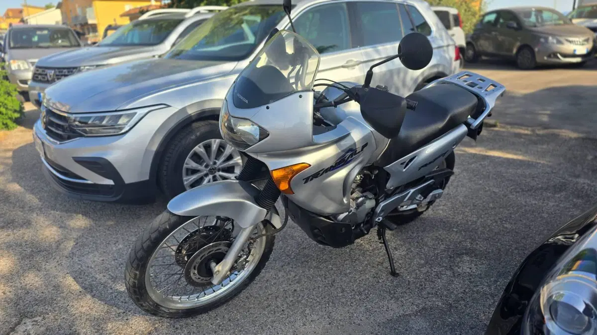 Honda Transalp XL 650V (2000 - 04)  (2)