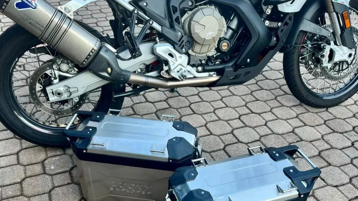 MV Agusta LXP Orioli (2024 - 26)  (6)