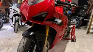 Ducati Panigale V4 S (2022 - 24)  (7)