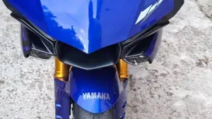 Yamaha YZF R1 (2017 - 19)  (2)