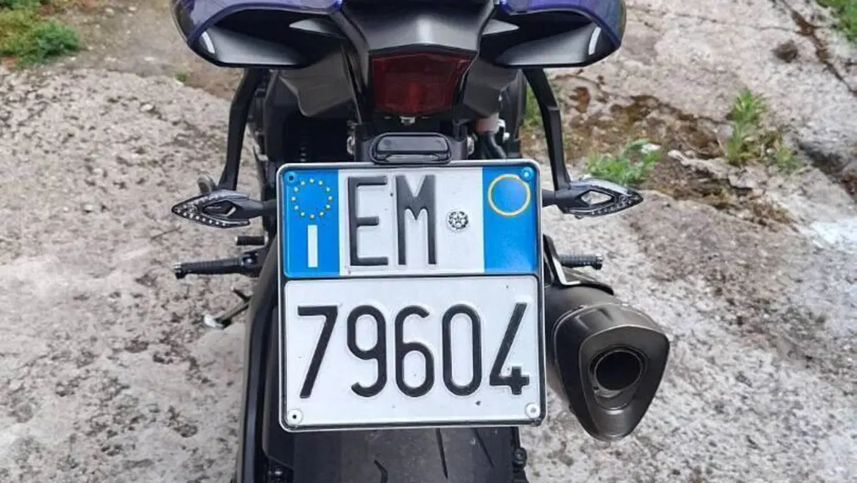 Yamaha YZF R1 (2017 - 19)  (6)