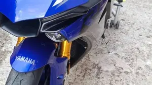 Yamaha YZF R1 (2017 - 19)  (7)