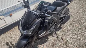 Kawasaki Z 1000 (2010 - 13)  (7)