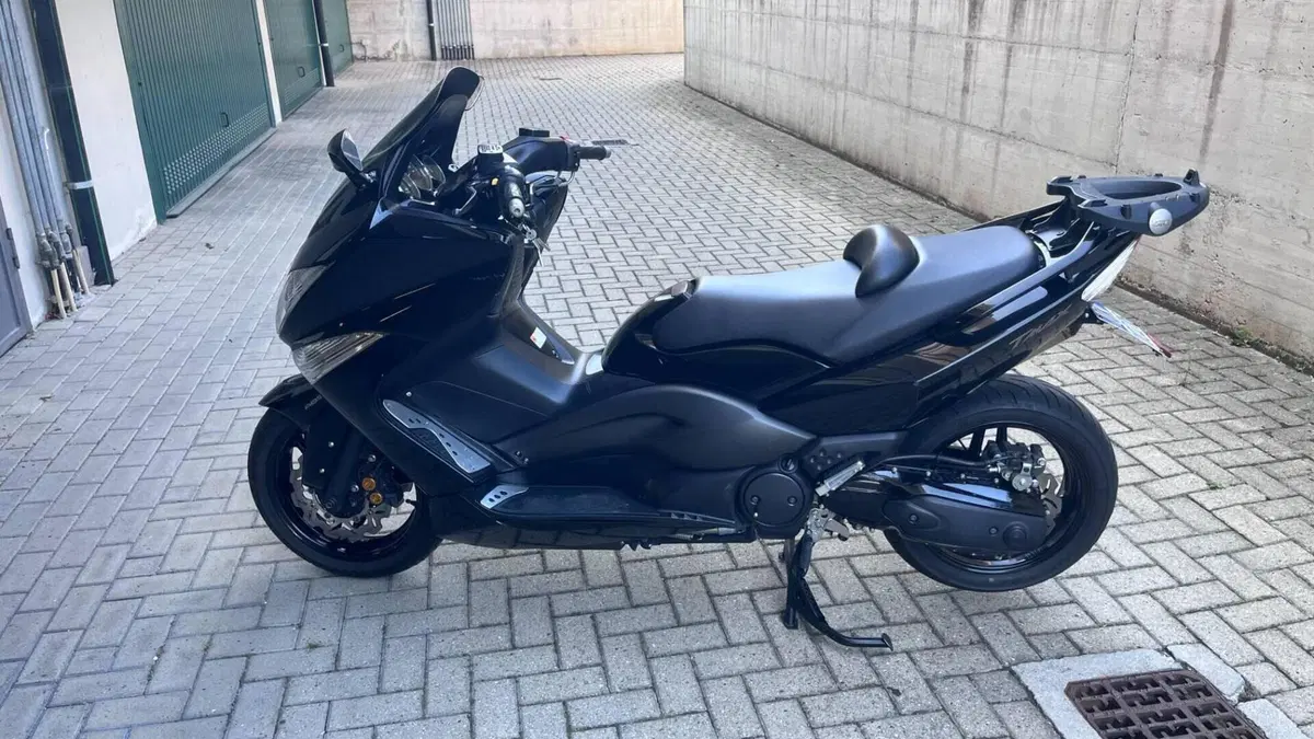 Yamaha T-Max 500 (2008 - 12)  (2)