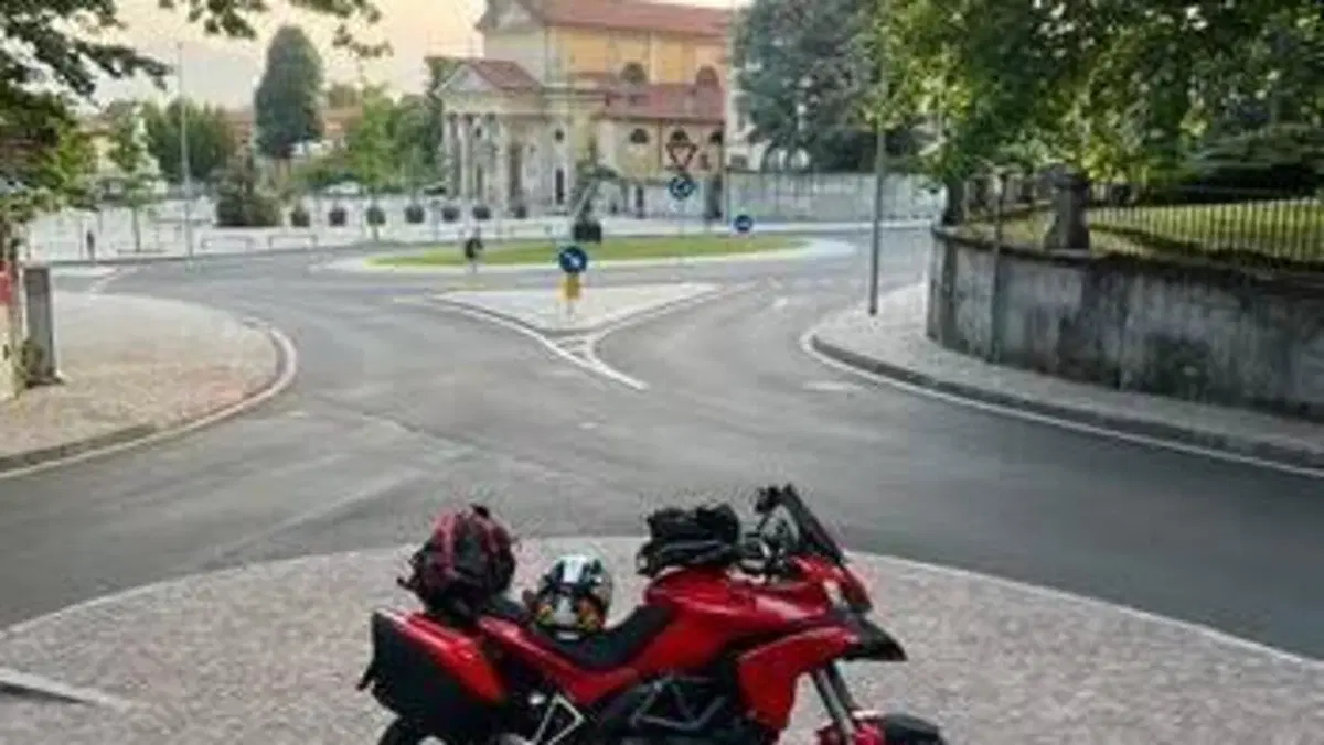 Ducati Multistrada 1200 S Touring D-air (2013 - 14)  (3)