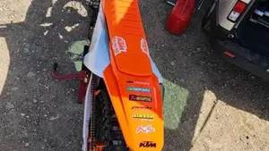 KTM 450 SX-F Factory Edition (2024)  (4)