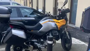 Moto Guzzi Stelvio (2024 - 26)  (4)