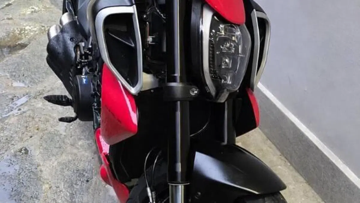Ducati Diavel V4 (2023 - 26)  (6)