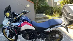 Honda Africa Twin CRF 1000L (2018 - 19)  (2)