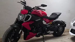 Ducati Diavel V4 (2023 - 26)  (3)