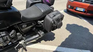 Moto Guzzi V7 Stone (2021 - 24)  (7)