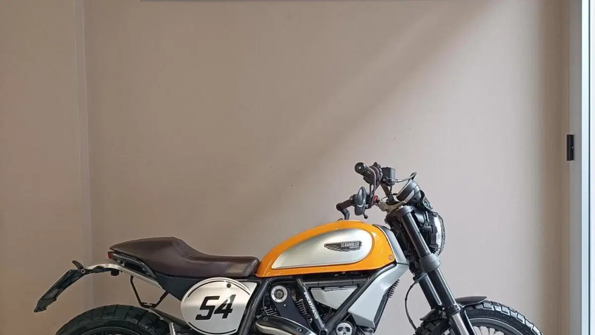 Ducati Scrambler 800 Classic (2015 - 16) 