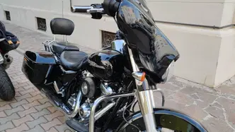 Harley-Davidson 107 Street Glide (2017 - 19) - FLHX usata