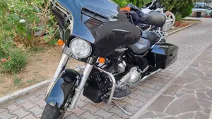 Harley-Davidson 107 Street Glide (2017 - 19) - FLHX  (2)