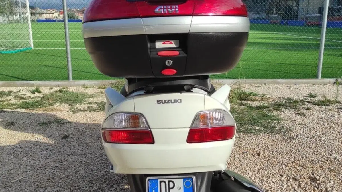 Suzuki Burgman AN 650 Executive (2004 - 06)  (4)