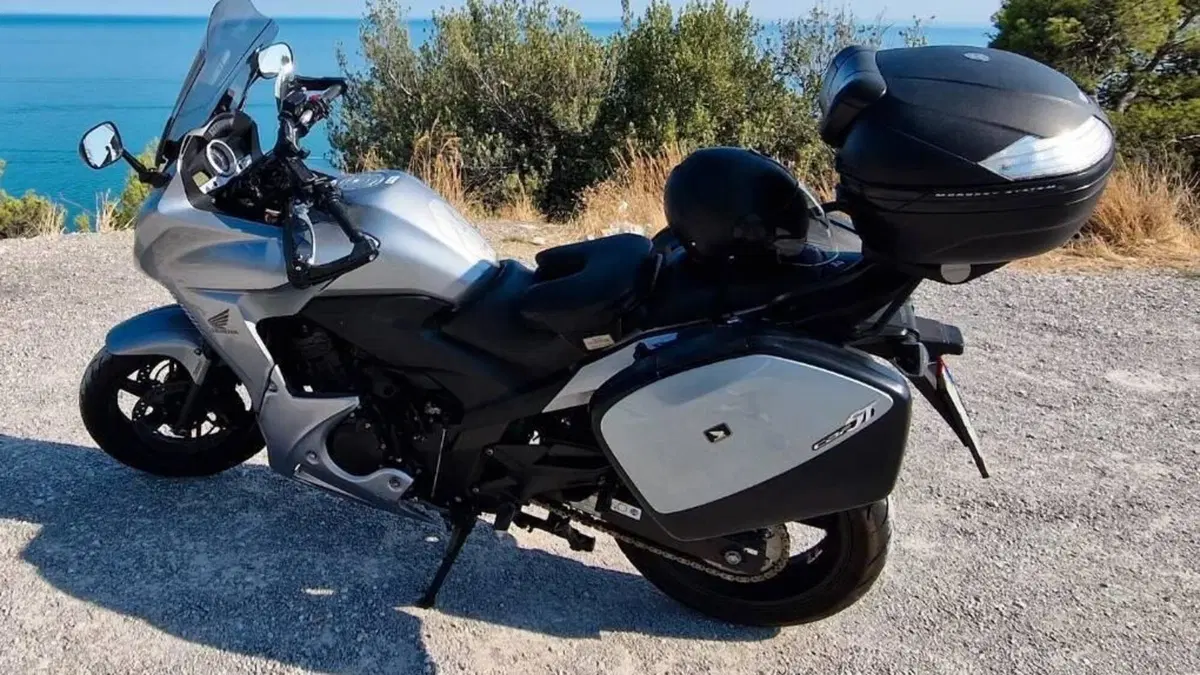 Honda CBF 1000 ST (2010 - 13)  (3)