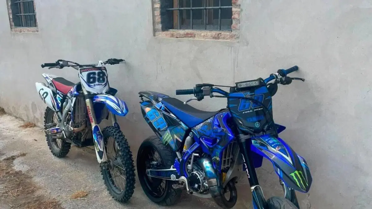 Yamaha YZ 125 (2021)  (4)