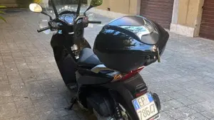 Honda SH 300 i ABS (2016 - 20)  (3)