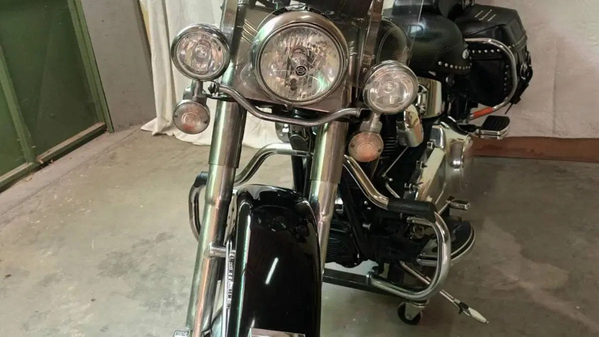 Harley-Davidson 1450 Heritage Classic (2006 - 07) - FLSTCI  (3)